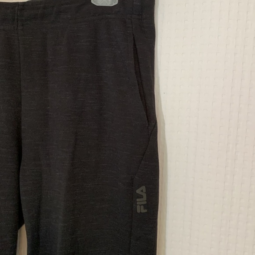 Fila ‘Live in Motion’ men’s heathered black sweatpants joggers. Large. EUC - Picture 4 of 9